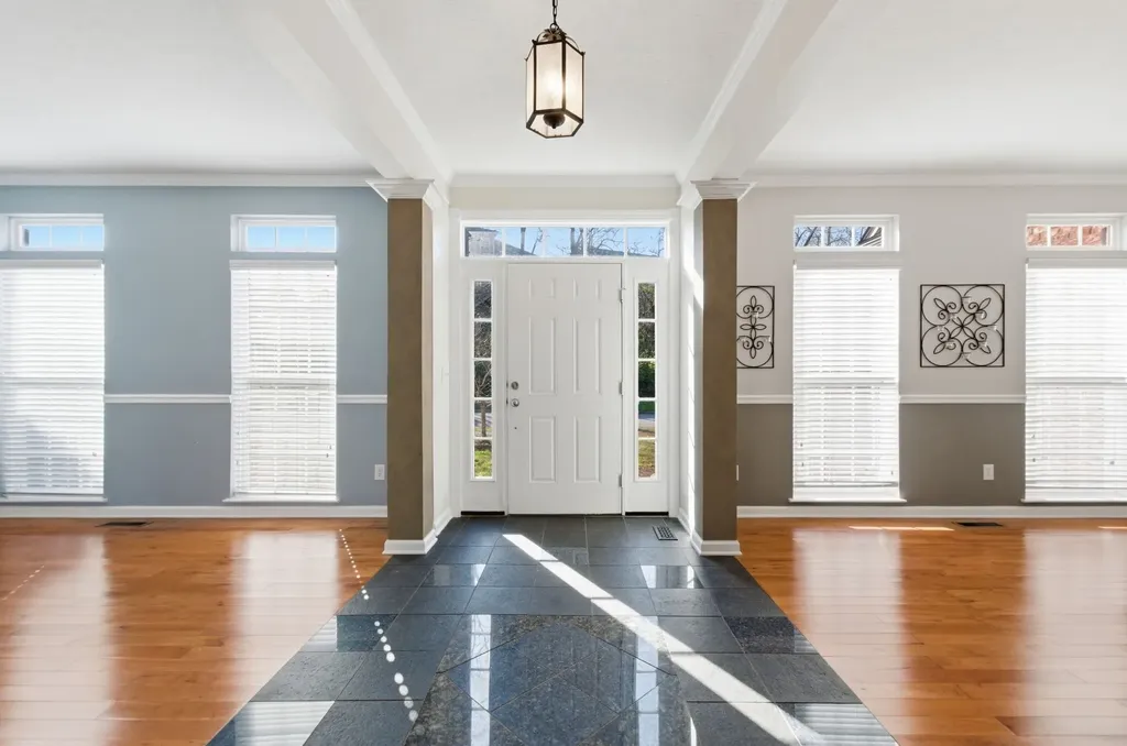 1005 Valley Cove Court Nashville TN 37221