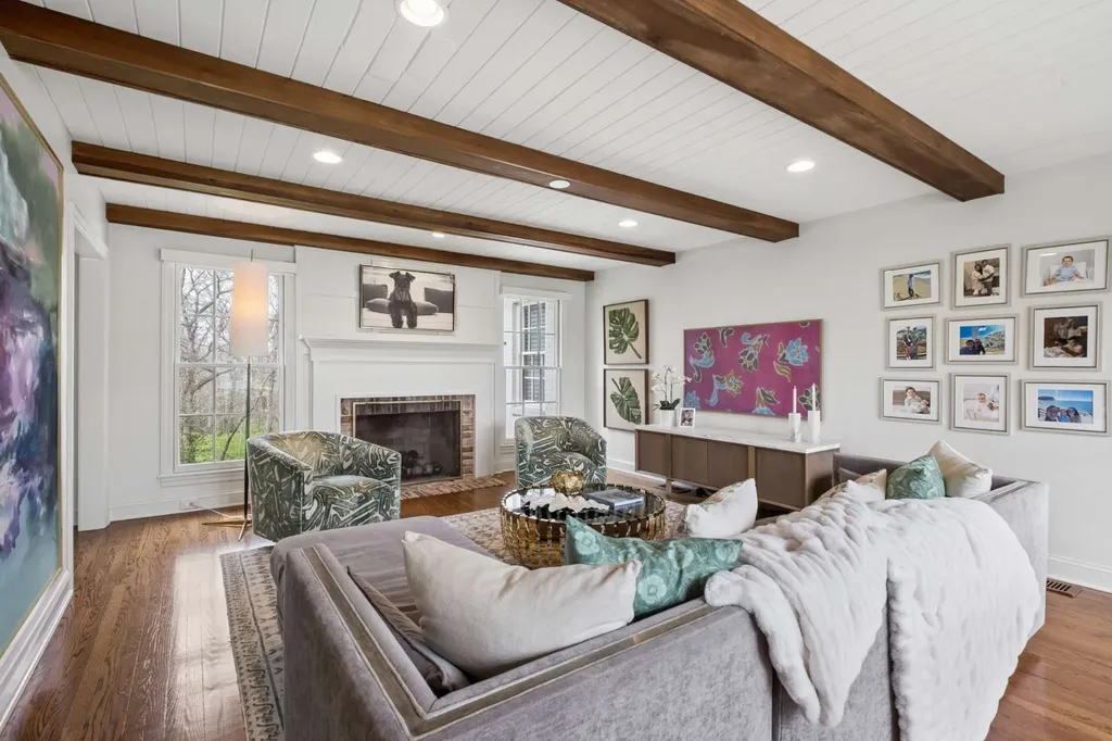 6010 Hickory Valley Road Nashville TN 37205