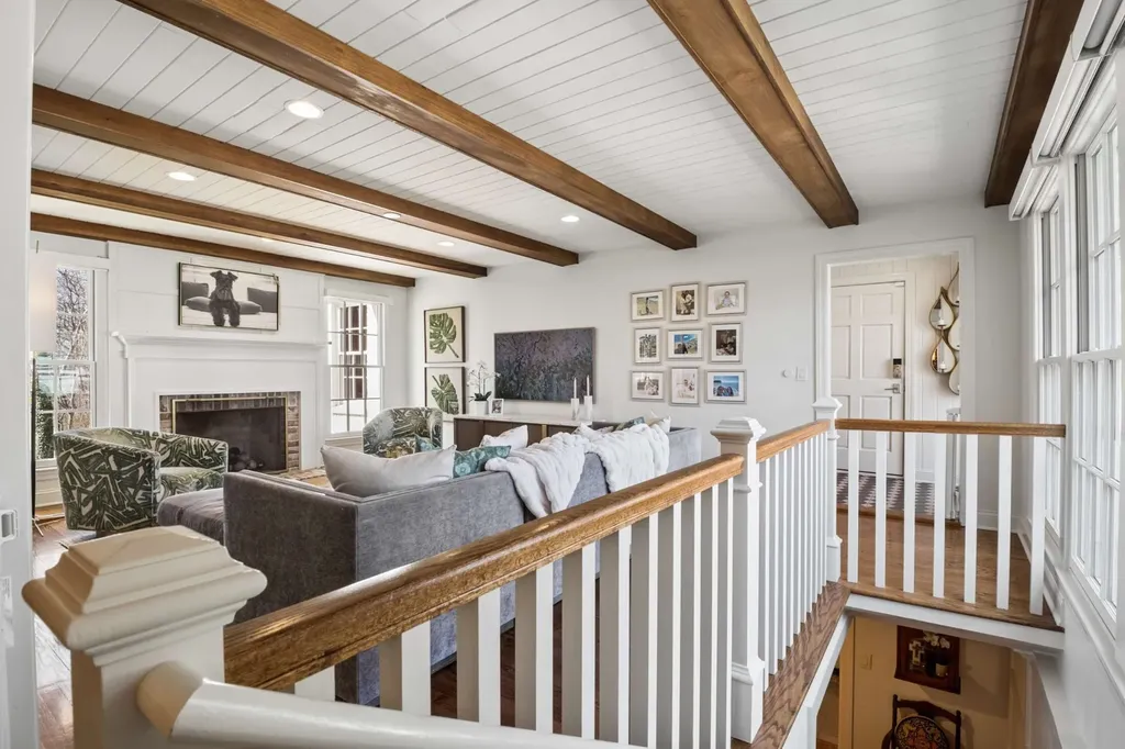 6010 Hickory Valley Road Nashville TN 37205