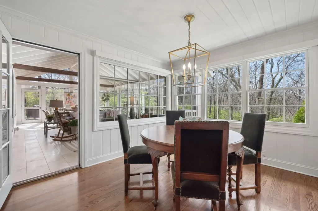 6010 Hickory Valley Road Nashville TN 37205