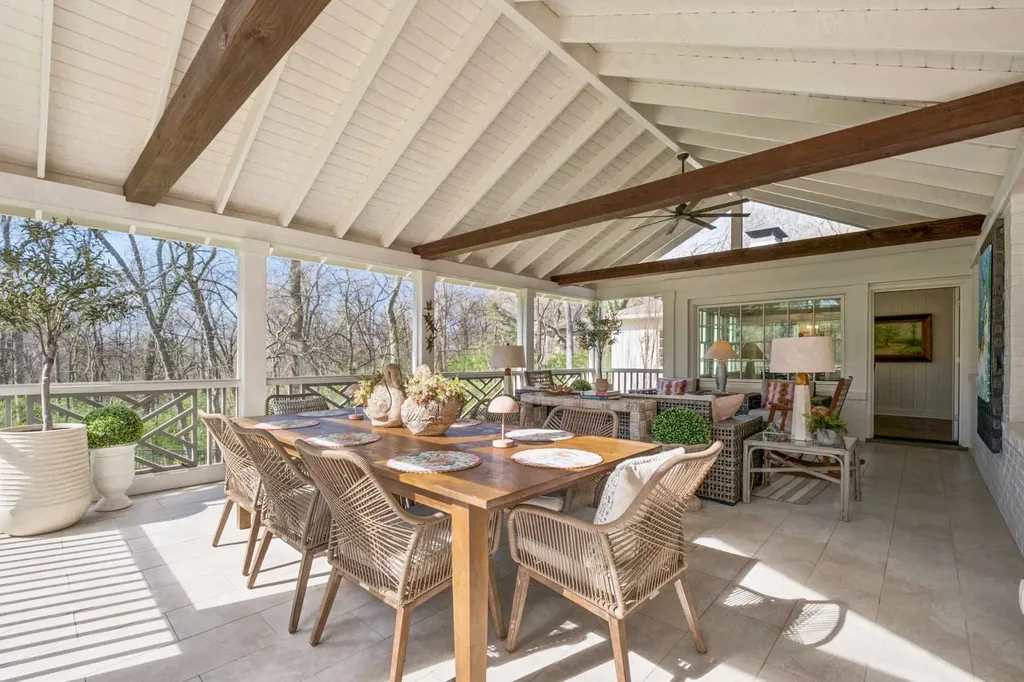 6010 Hickory Valley Road Nashville TN 37205