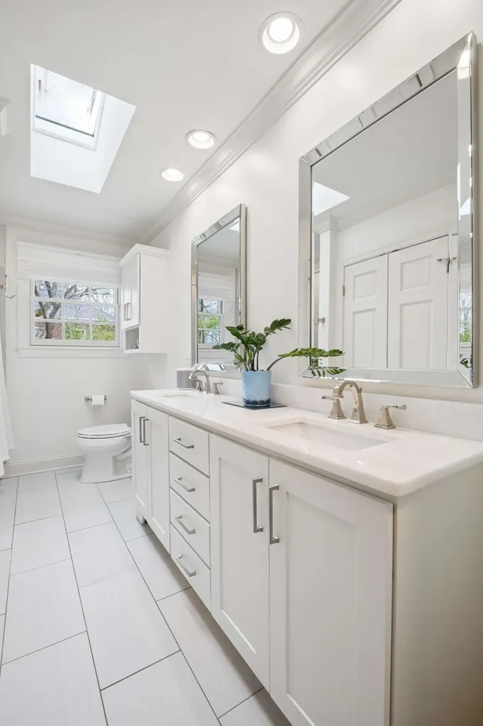 6010 Hickory Valley Road Nashville TN 37205