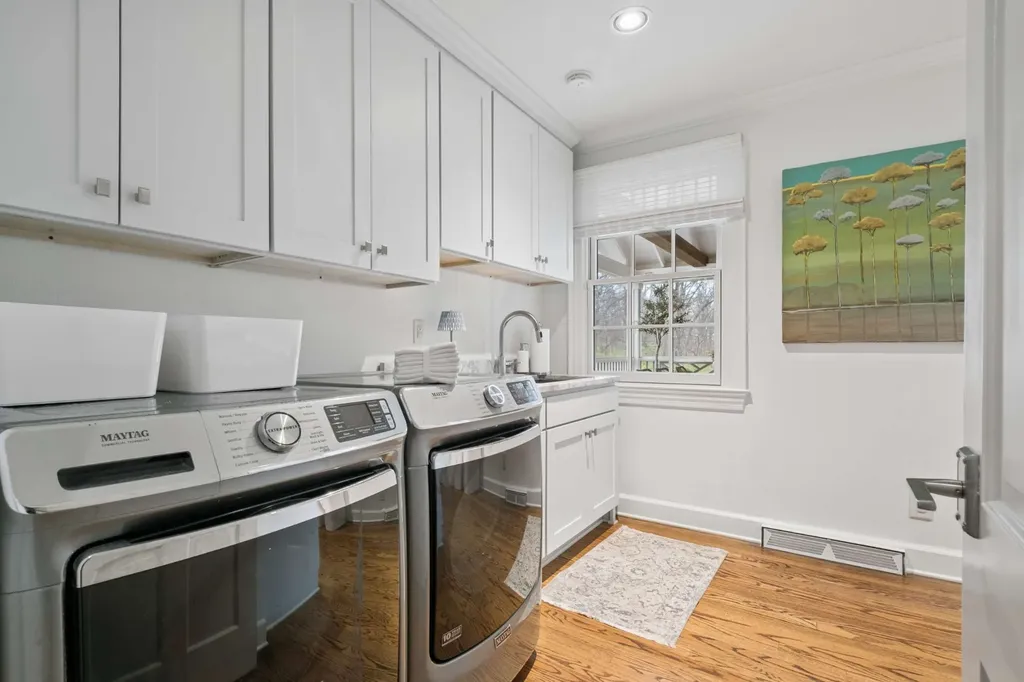 6010 Hickory Valley Road Nashville TN 37205
