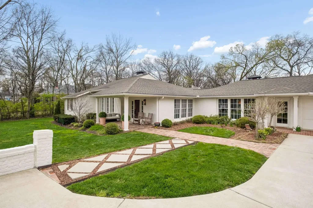 6010 Hickory Valley Road Nashville TN 37205