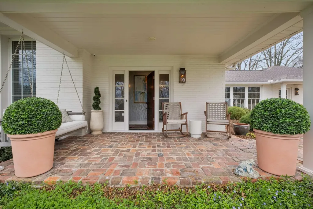 6010 Hickory Valley Road Nashville TN 37205