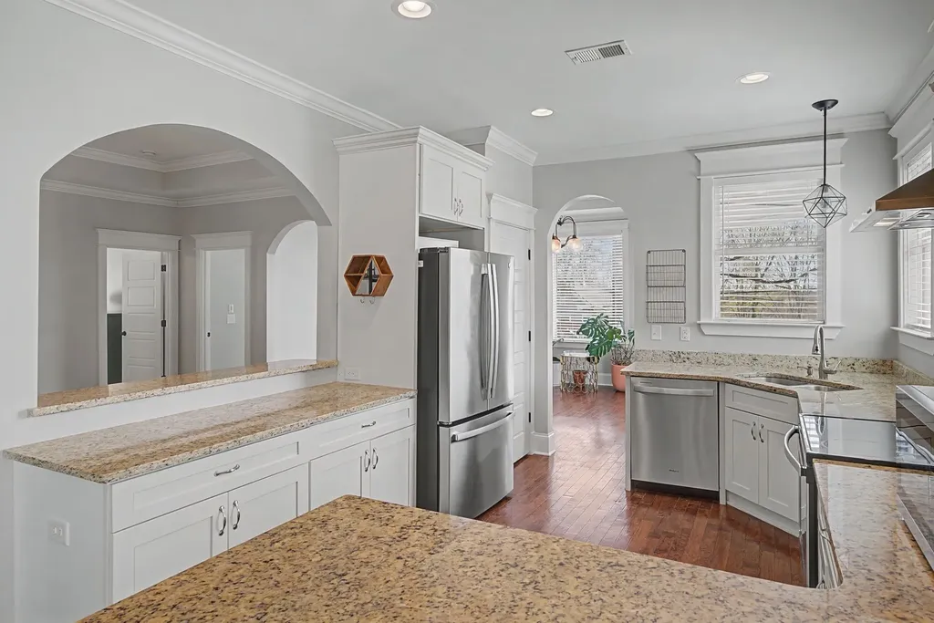 522 S 11th Street Nashville TN 37206