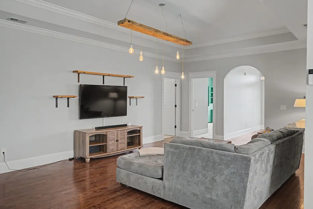 522 S 11th Street Nashville TN 37206