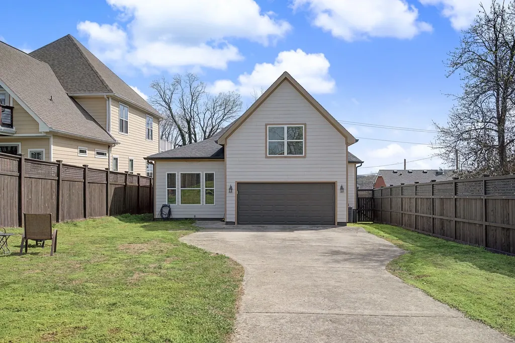 522 S 11th Street Nashville TN 37206