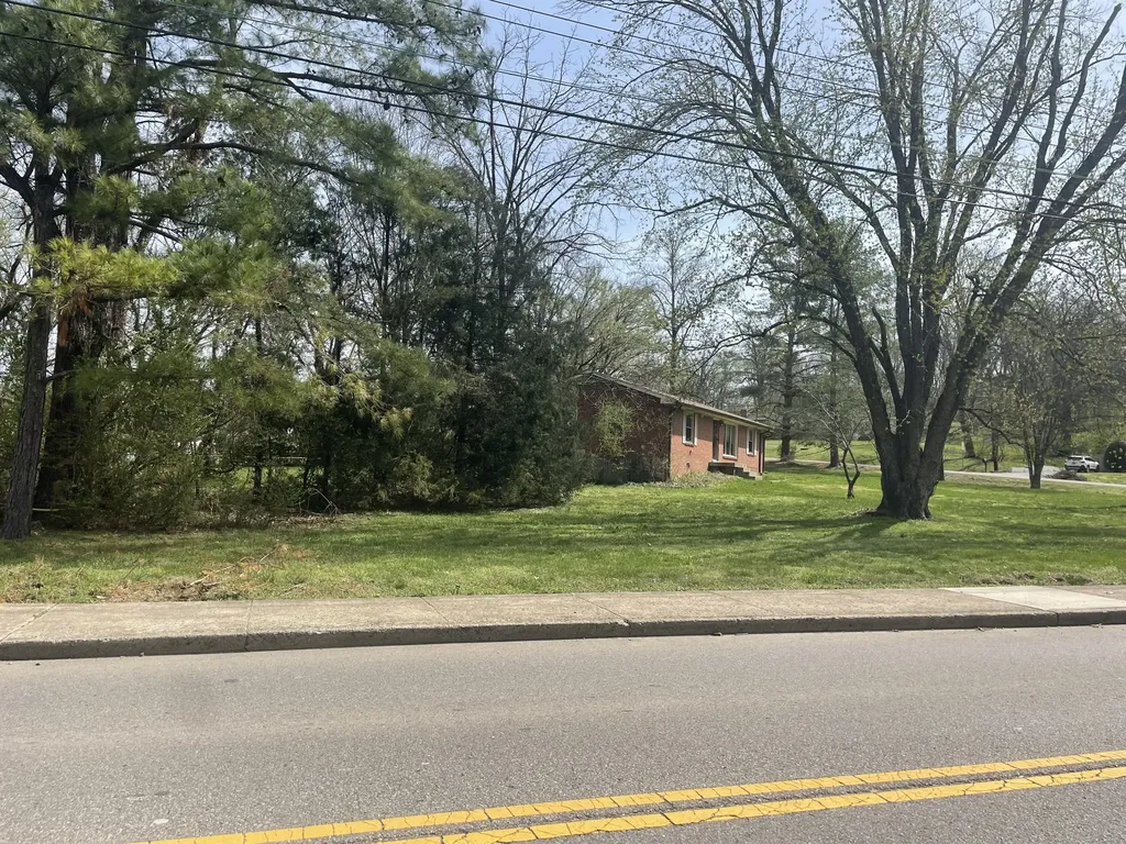 701 Shawnee Drive Nashville TN 37205