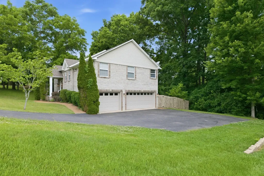 529 Katelyn Dr, S Spring Hill TN 37174