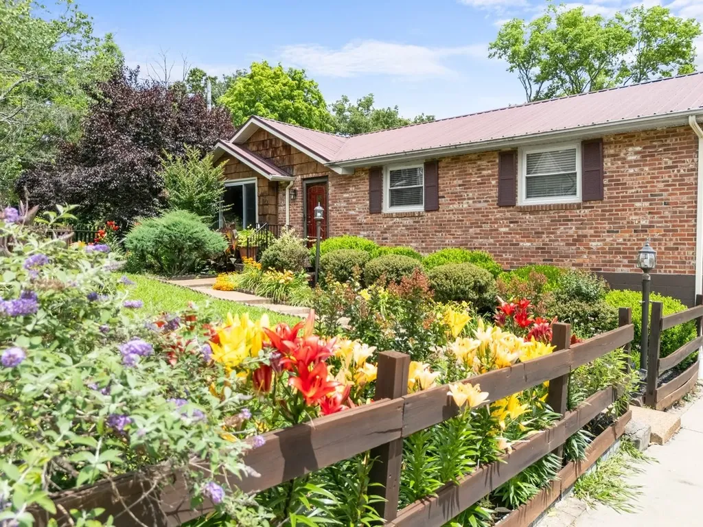 220 Nunley Drive Nashville TN 37211