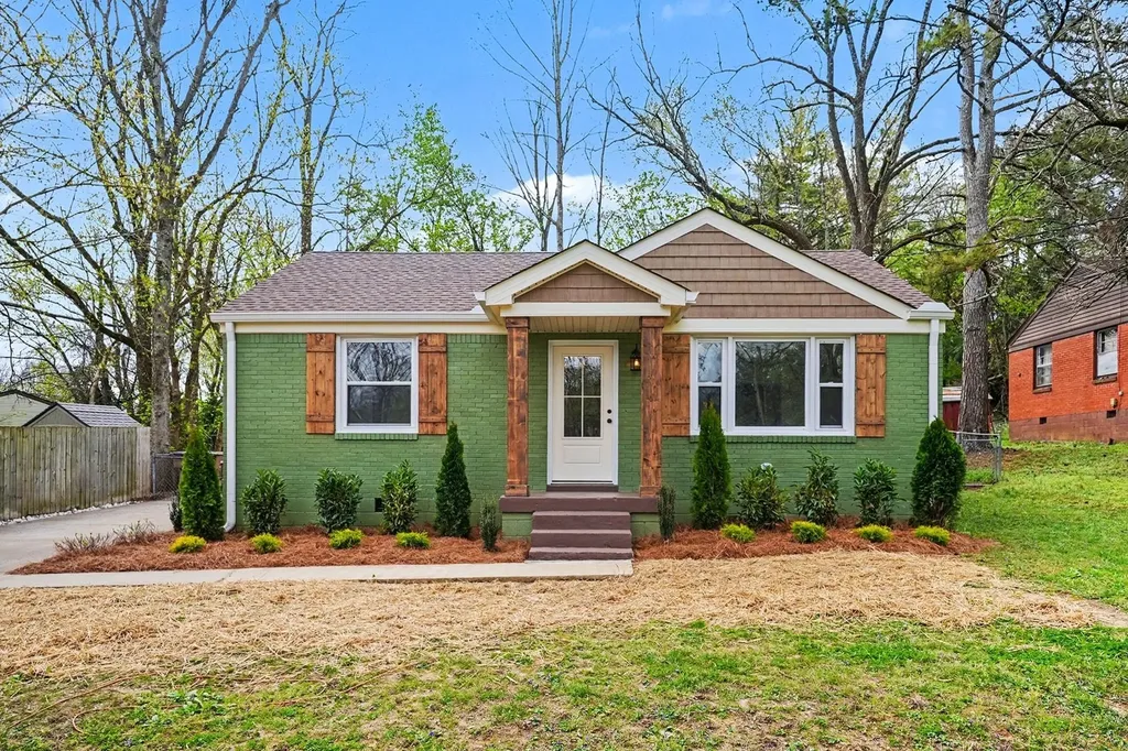 2925 Twin Lawn Drive Nashville TN 37214