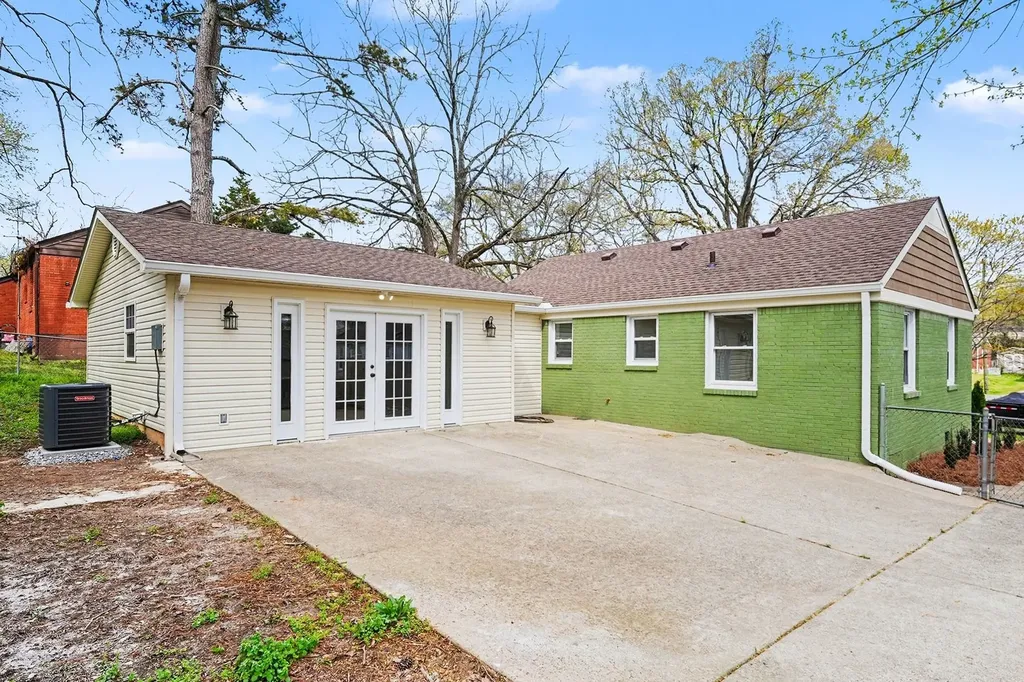 2925 Twin Lawn Drive Nashville TN 37214