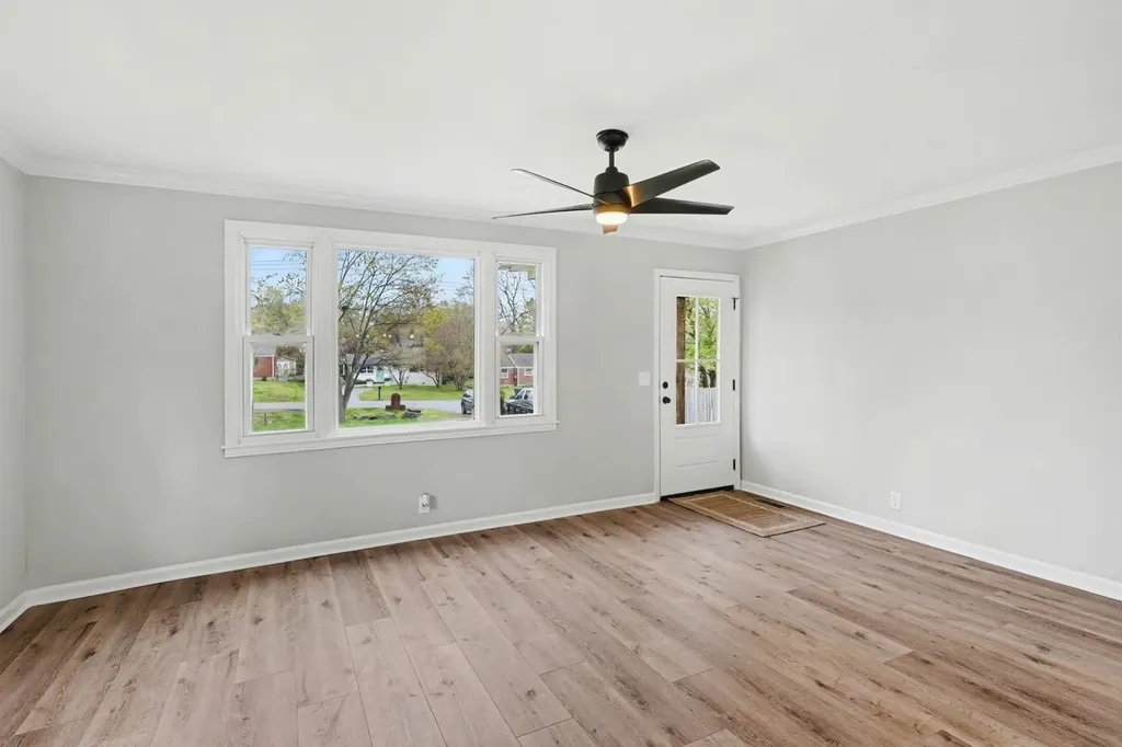 2925 Twin Lawn Drive Nashville TN 37214