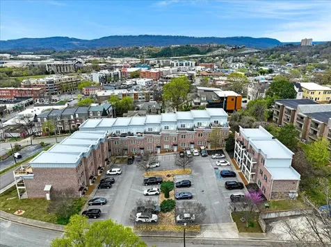 229 Delmont Street Chattanooga TN 37405