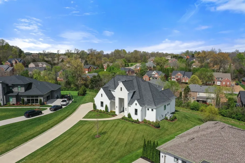 1004 Heights Boulevard Brentwood TN 37027