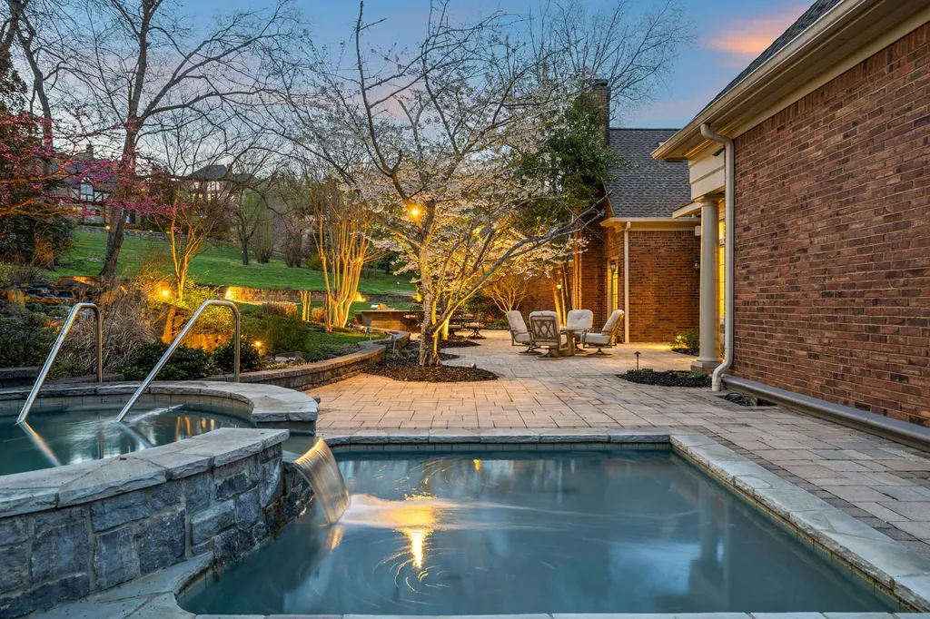 384 Lake Valley Drive Franklin TN 37069