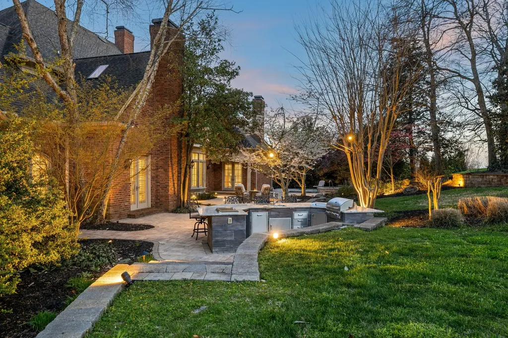 384 Lake Valley Drive Franklin TN 37069