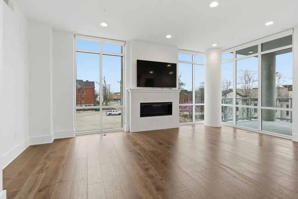 20 Rutledge Street Nashville TN 37210