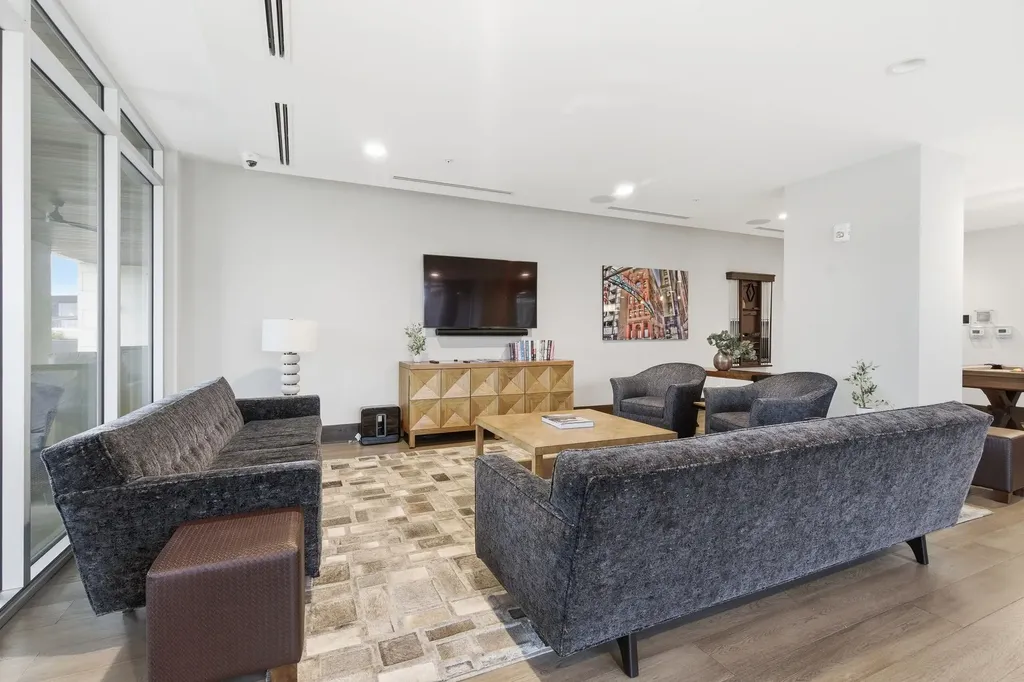 20 Rutledge Street Nashville TN 37210