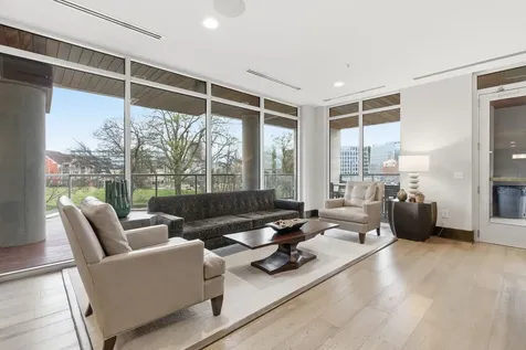 20 Rutledge Street Nashville TN 37210