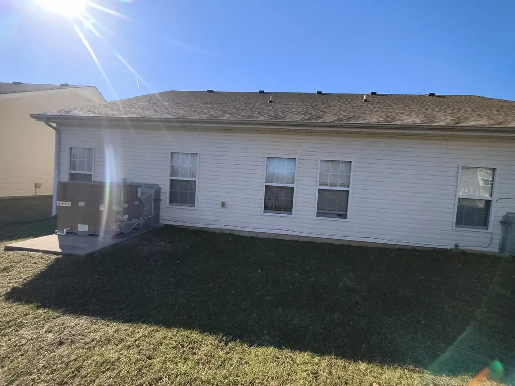3741 Meadow Ridge Lane Clarksville TN 37040