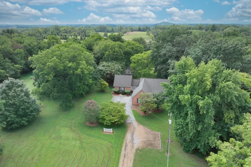 507 Menees Lane Madison TN 37115