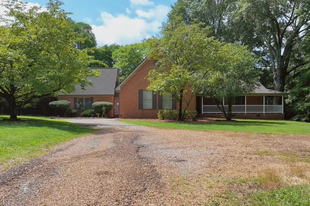507 Menees Lane Madison TN 37115
