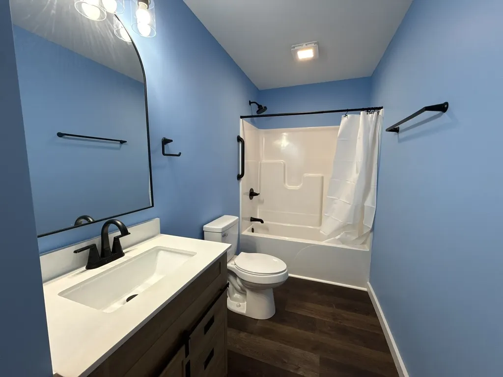 44 Blue Lake Road Mcminnville TN 37110
