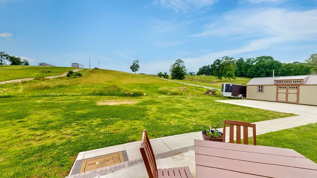 1742 Old Gallatin Road Portland TN 37148