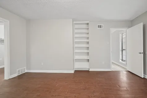 4328 W Hunters Glen Street Memphis TN 38128