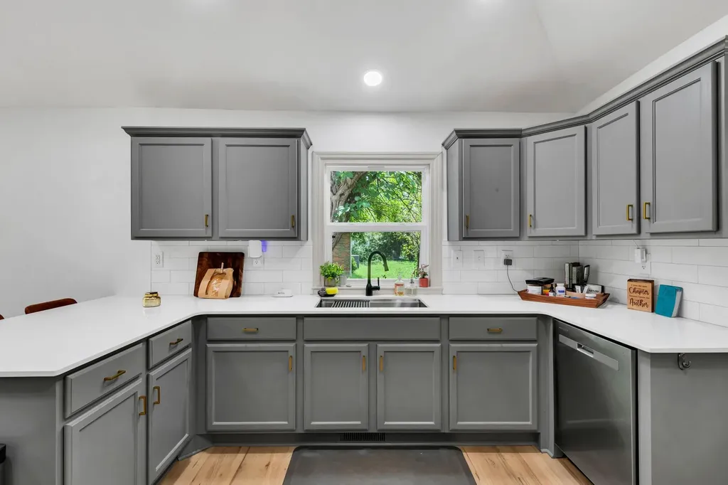 457 Ewing Lane Nashville TN 37207