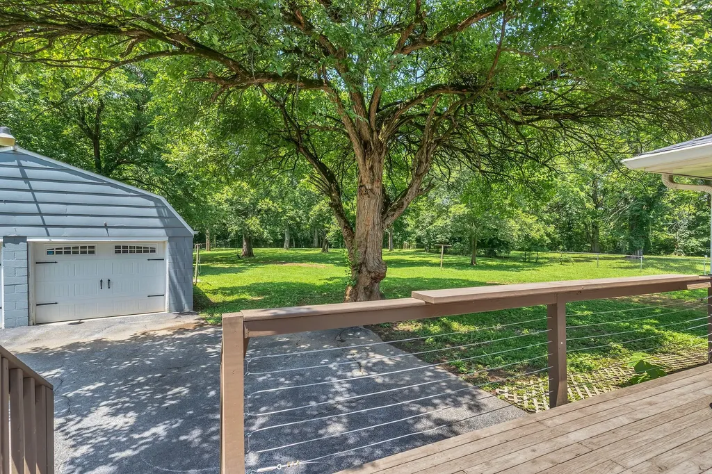 457 Ewing Lane Nashville TN 37207