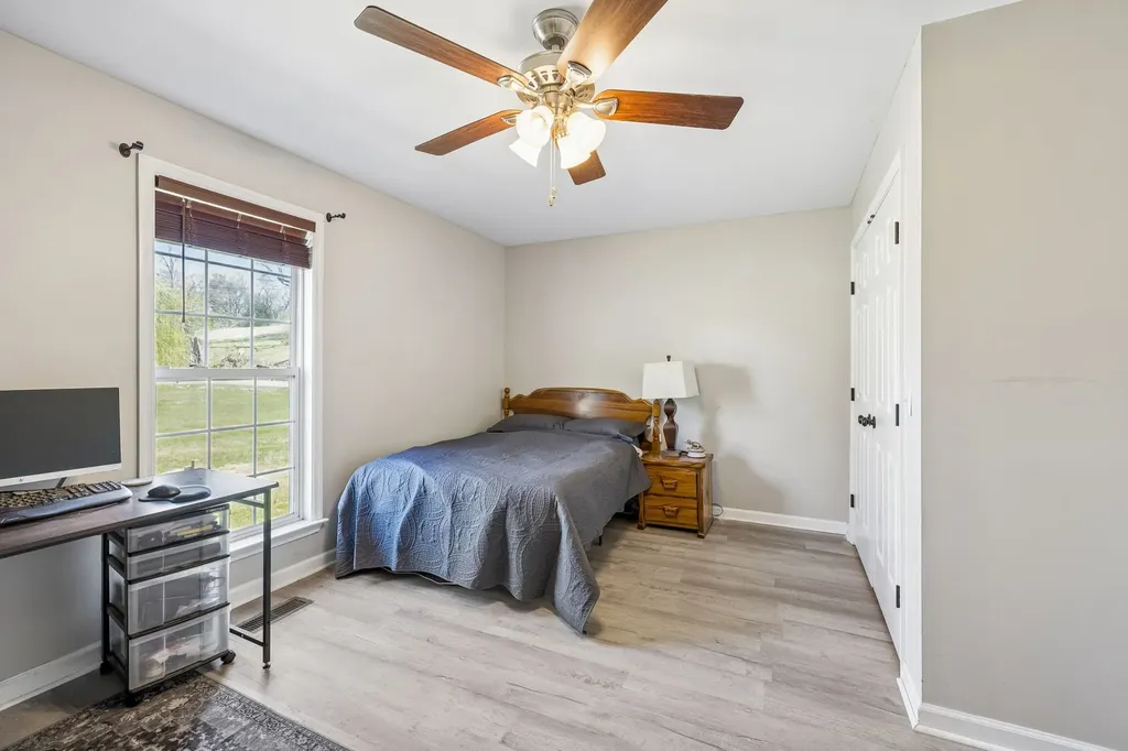 1245 Cliff Amos Road Spring Hill TN 37174