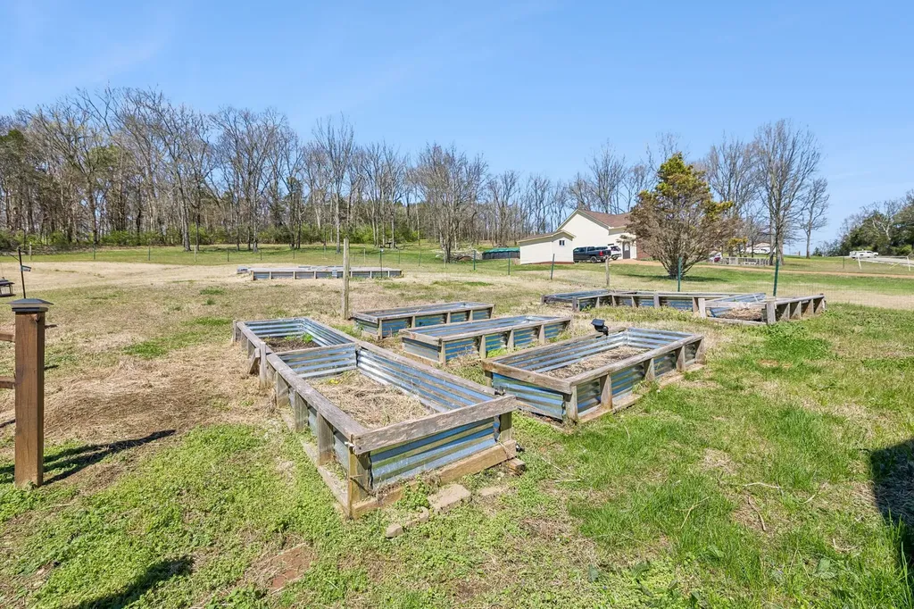 1245 Cliff Amos Road Spring Hill TN 37174