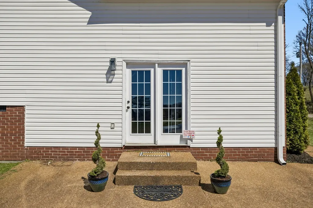 1245 Cliff Amos Road Spring Hill TN 37174