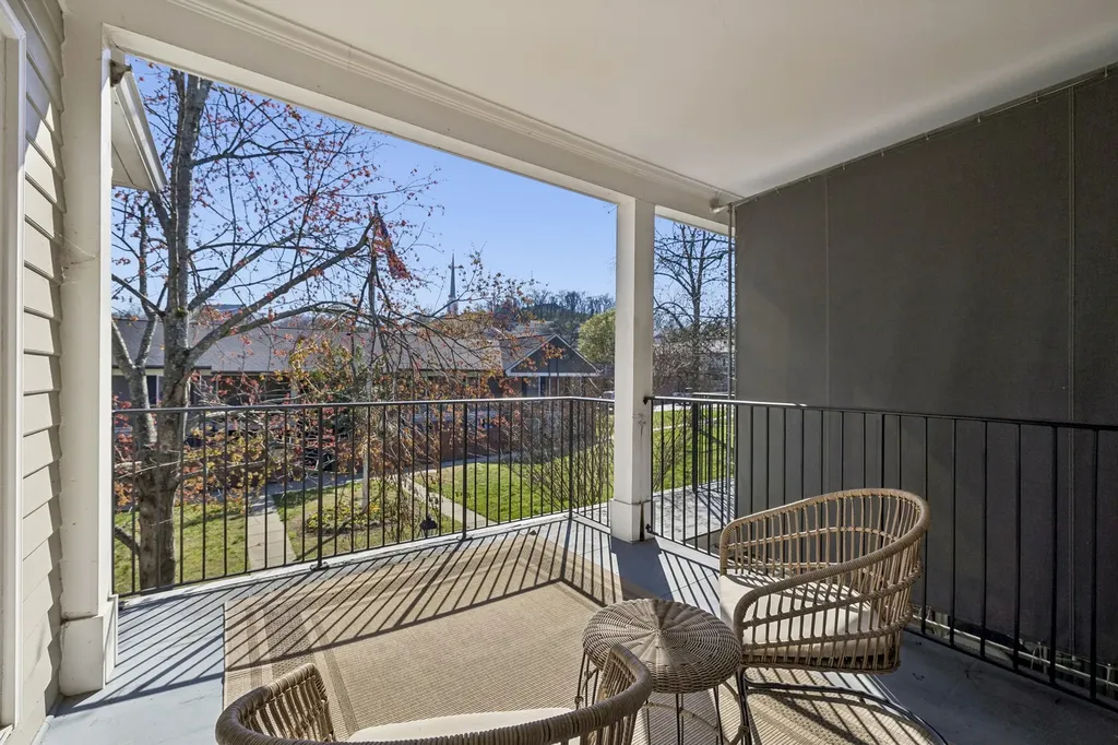 5025 Hillsboro Pike Nashville TN 37215