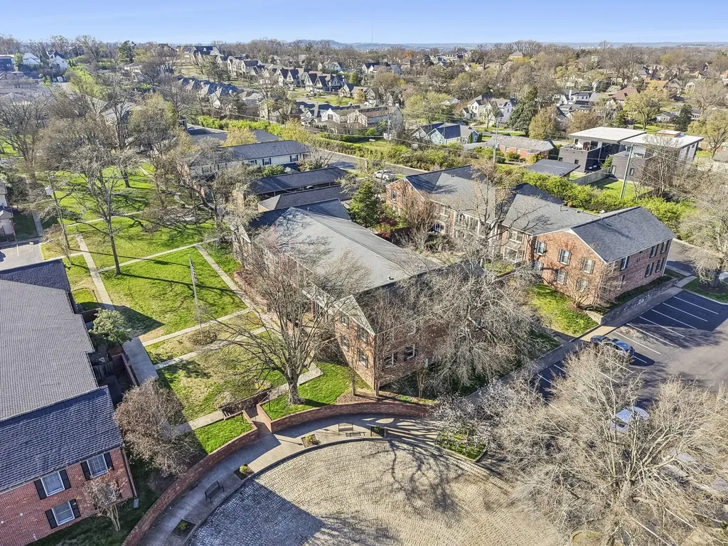 5025 Hillsboro Pike Nashville TN 37215