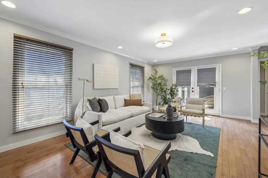 5025 Hillsboro Pike Nashville TN 37215
