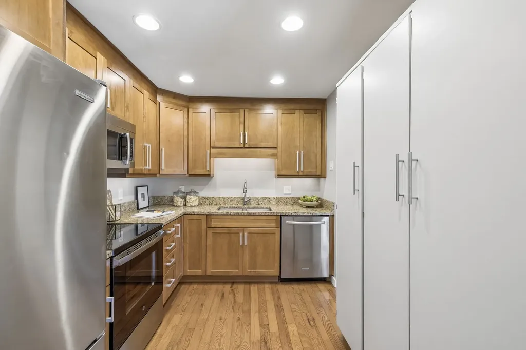 5025 Hillsboro Pike Nashville TN 37215