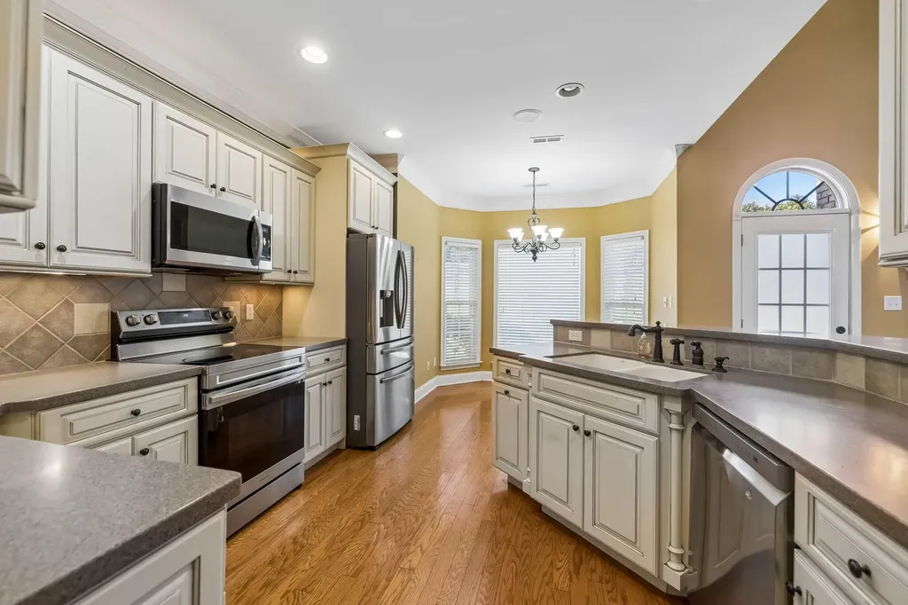 10421 Laurel Pointe Lane Knoxville TN 37931