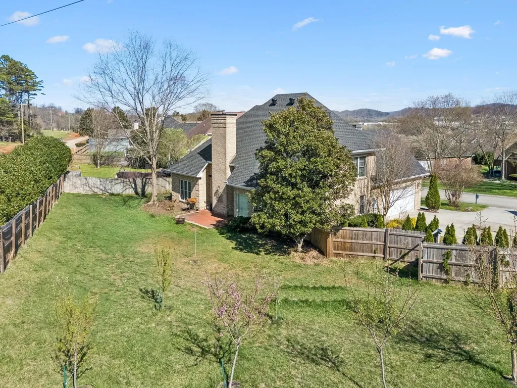 10421 Laurel Pointe Lane Knoxville TN 37931