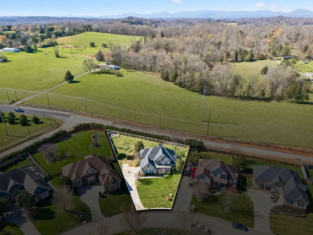 10421 Laurel Pointe Lane Knoxville TN 37931