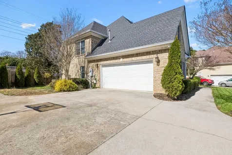 10421 Laurel Pointe Lane Knoxville TN 37931