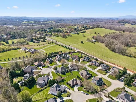 10421 Laurel Pointe Lane Knoxville TN 37931