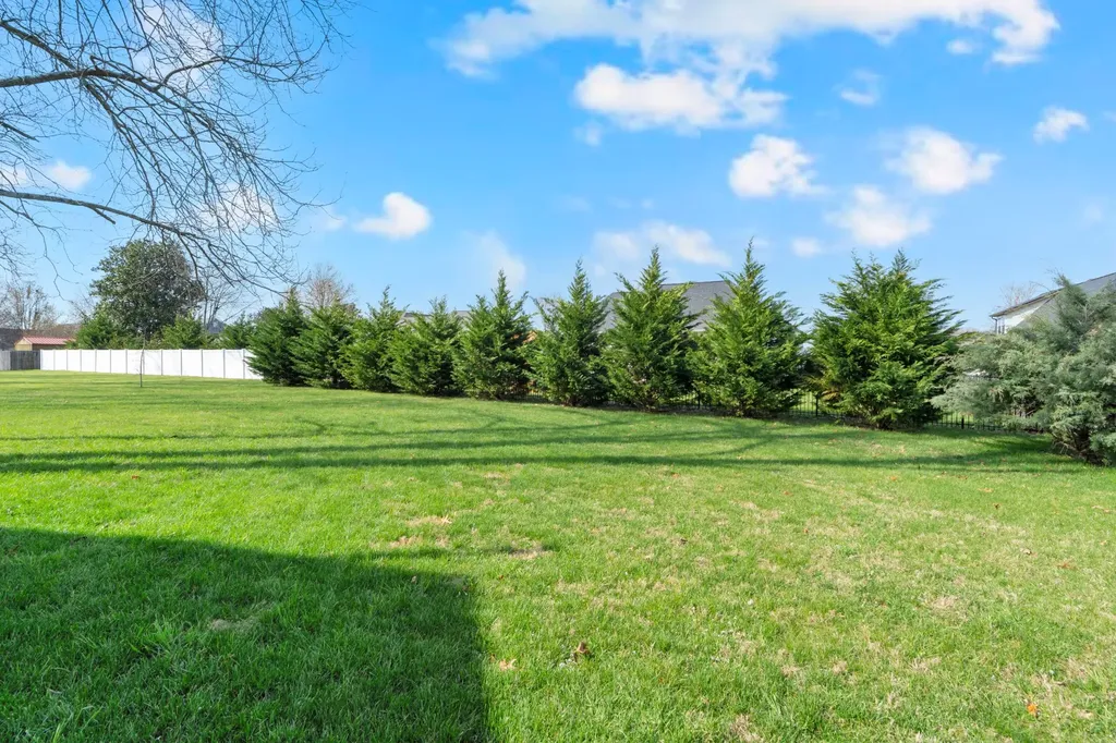 612 Lexington Circle Manchester TN 37355