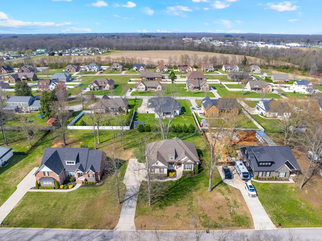 612 Lexington Circle Manchester TN 37355