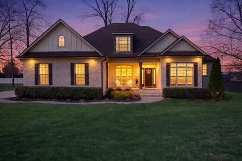 612 Lexington Circle Manchester TN 37355
