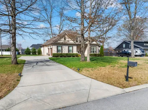 612 Lexington Circle Manchester TN 37355
