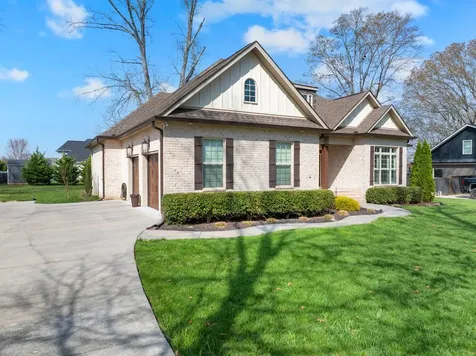 612 Lexington Circle Manchester TN 37355